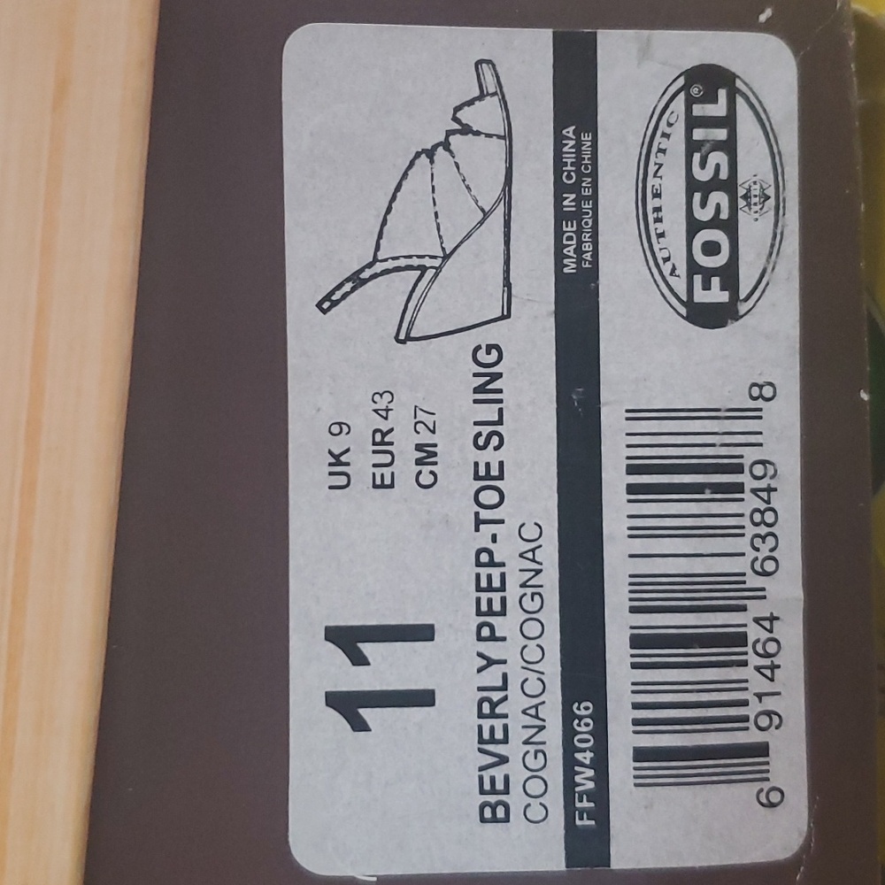 NIB FOSSIL PEEP TOE SLING - Picture 8 of 8